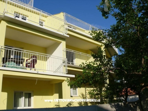 Apartments M M - Privlaka