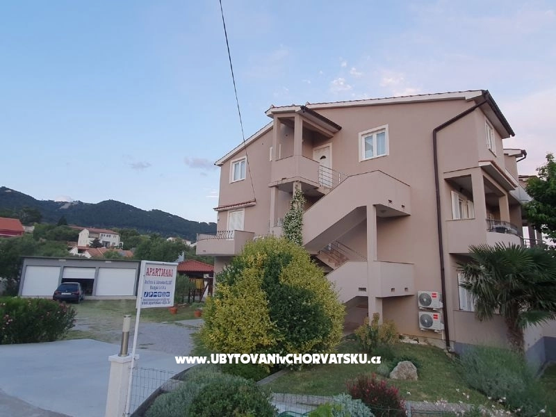 Apartments- Villa Ilijic - ostrov Rab